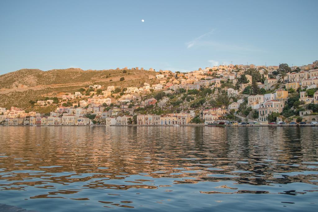 Marina Studios Symi Exteriör bild